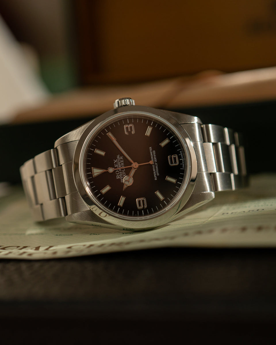 Explorer 14270 - Box & Papers – Stories of time
