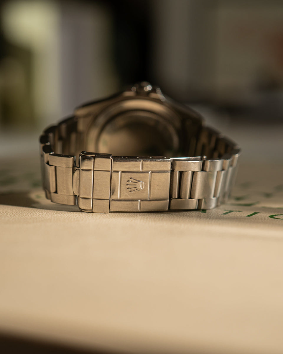 Explorer II 16570 - Black Dial (ca. 1998) – Stories of time