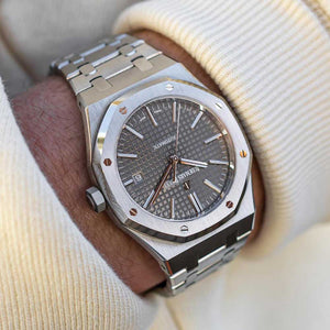 Audemars Piguet: A Legacy of Precision and Craftsmanship - Stories of time 