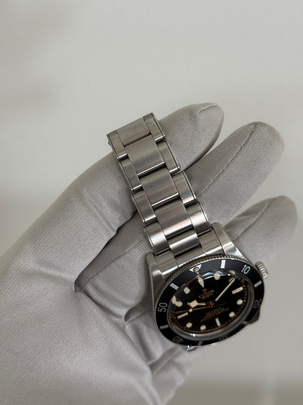 Tudor 79000N