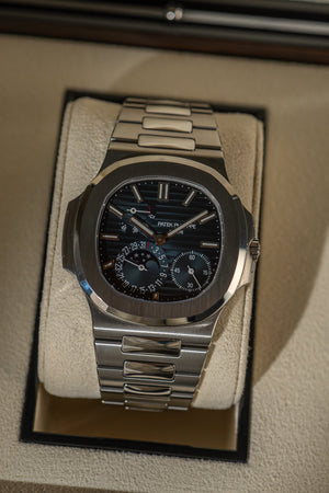 Patek Philippe Nautilus 5712A - Full set 2023 - PRICE ON REQUEST