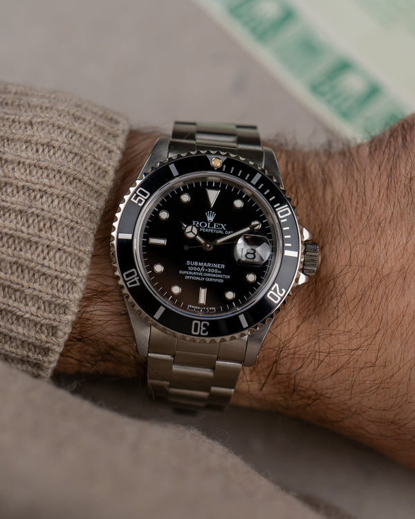Rolex Submariner 16610 - With papers 1994