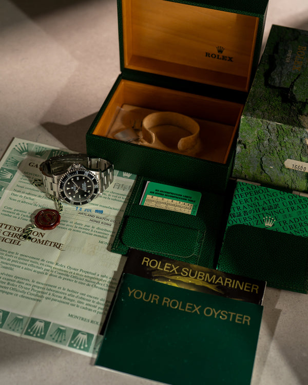 Rolex Sea-Dweller 16600 - Box & Papers 1999