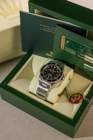 Rolex Submariner 14060M - Box & Papers 2012