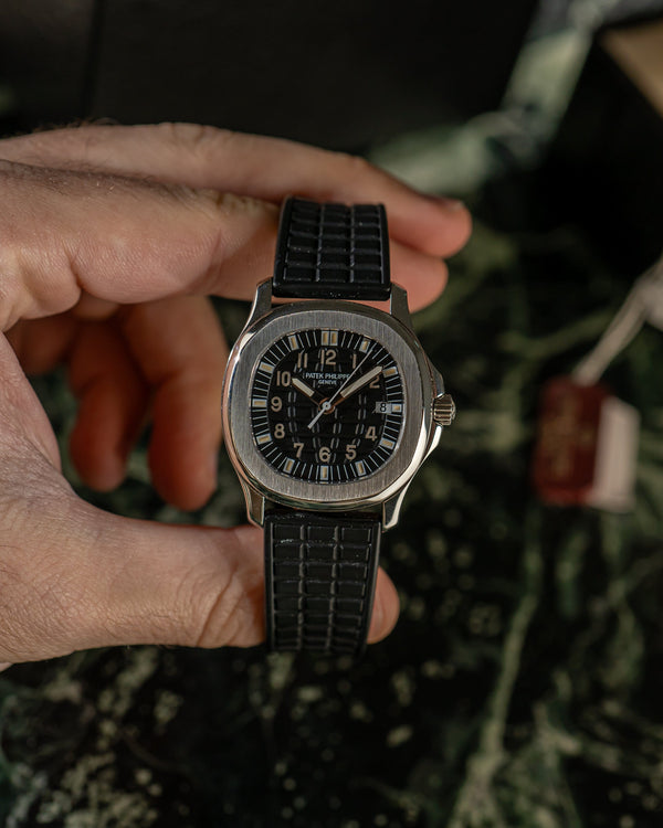 Patek Philippe Aquanaut 5064A - With box