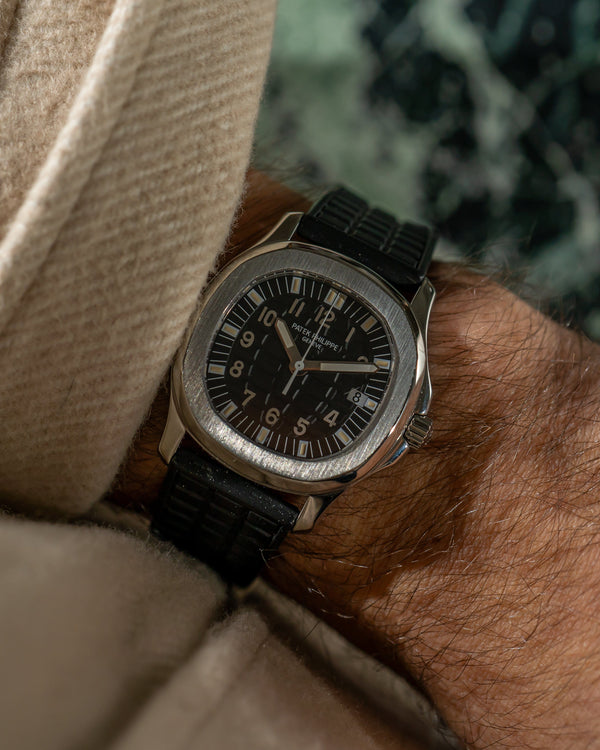 Patek Philippe Aquanaut 5064A - With box