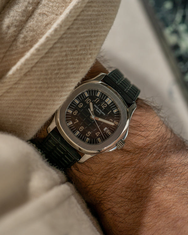 Patek Philippe Aquanaut 5064A - With box