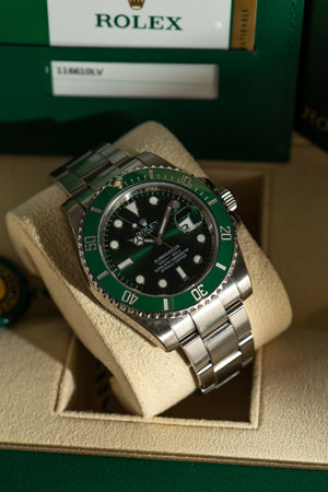 Rolex Submariner Hulk 116610LV - Box & Papers 2016