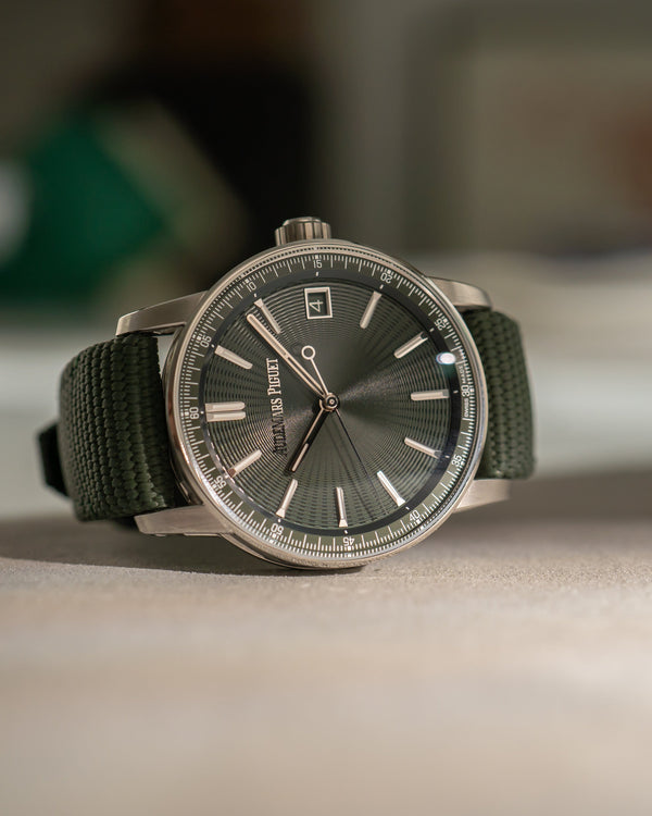 Audemars Piguet Code 11.59 Selfwinding Green 15210ST.OO.A056KB.01 - Full Set (2024)