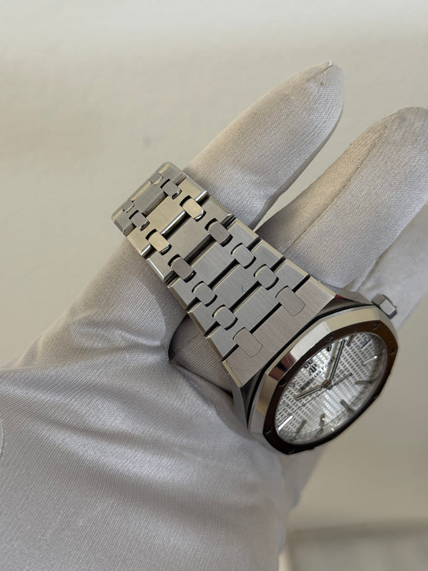 Audemars Piguet Watch Royal Oak 15500ST - Silver Dial - Full Set - 2020