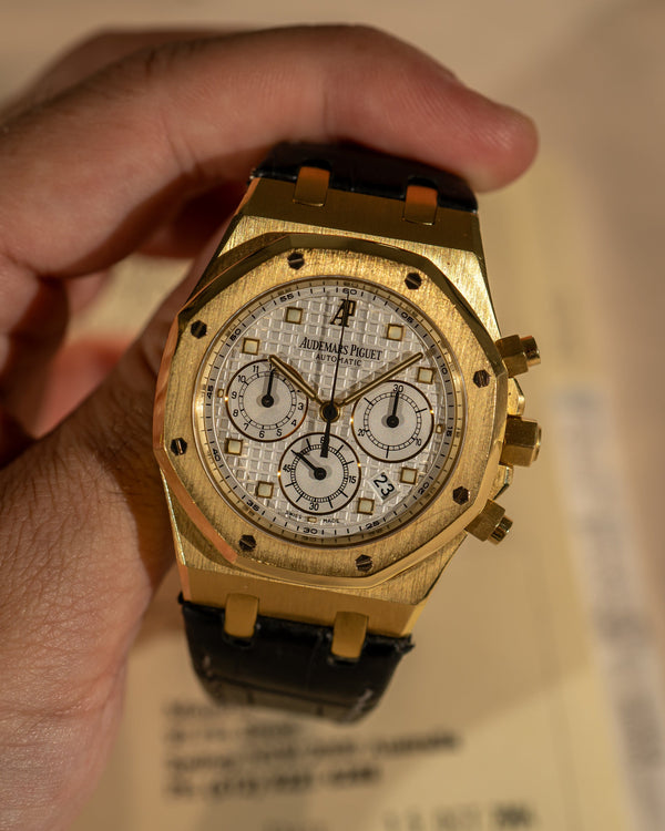 Audemars Piguet Royal Oak Chronograph 26022BA – Yellow Gold – With papers (2004)