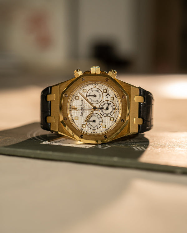 Audemars Piguet Royal Oak Chronograph 26022BA – Yellow Gold – With papers (2004)