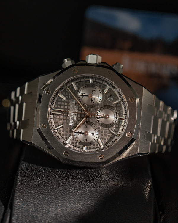 Audemars Piguet Royal Oak Chronograph 26315ST - Grey Dial - Box & Service Card - Mint Condition