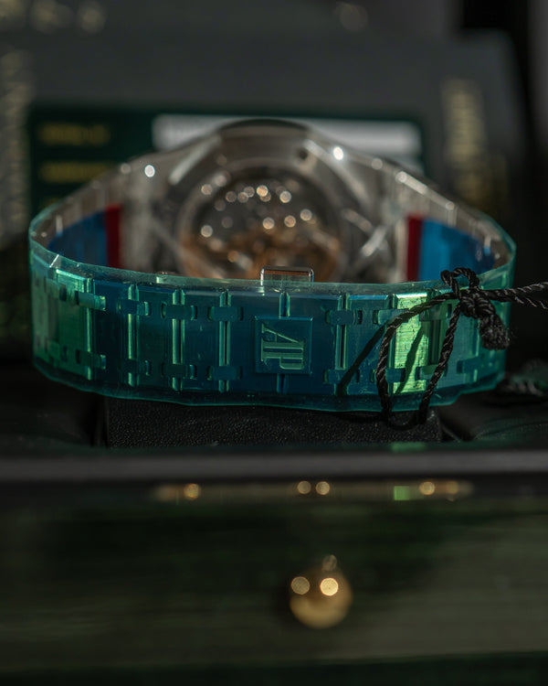 Audemars Piguet Royal Oak “Jumbo” Extra-Thin 15202ST.OO.1240ST.01 – Blue Dial – Full Set (2019)