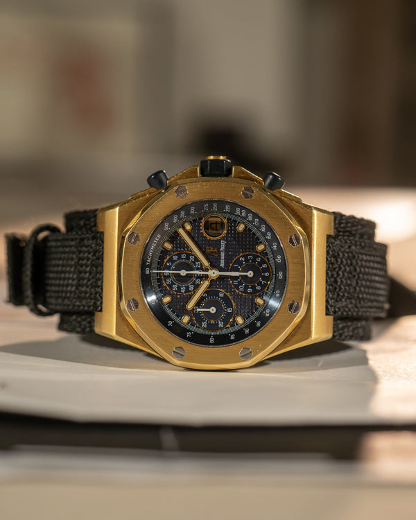 Audemars Piguet Royal Oak Offshore 25770BA – With Extract & Additional Straps