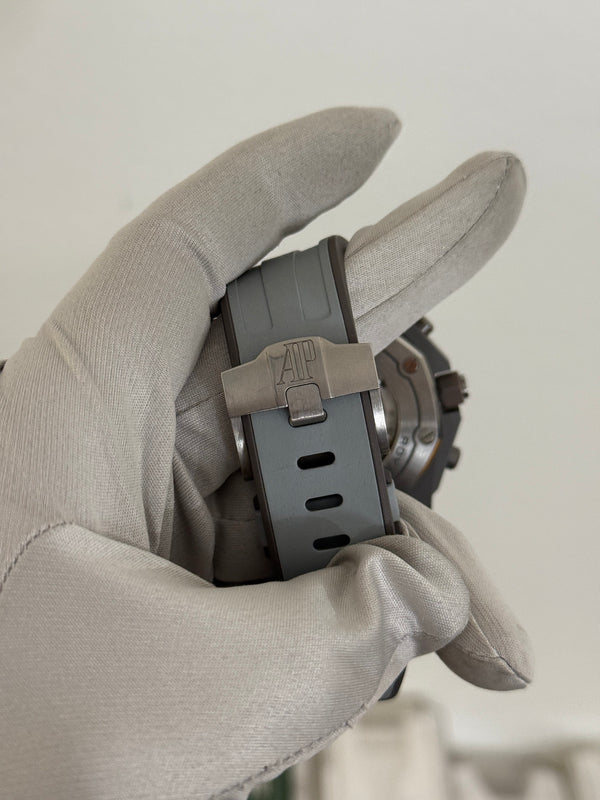 Audemars Piguet Watch Royal Oak Offshore 26470IO Ghost - Grey Dial - Full Set - 2019