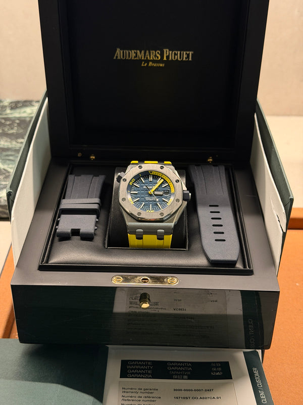 Audemars Piguet Royal Oak Offshore Diver 15710ST.OO.A027CA.01 - Blue Dial - Full Set (2017)