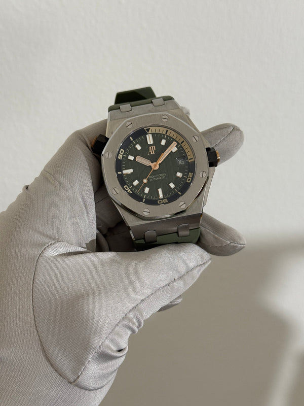 Audemars Piguet Watch Royal Oak Offshore Diver 15720ST - Khaki Green - Full Set - 2023