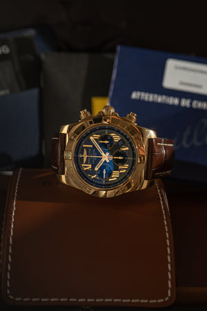 Breitling Chronomat 44 18K Rose Gold HB0110 - Grey Dial - Full Set (2019)