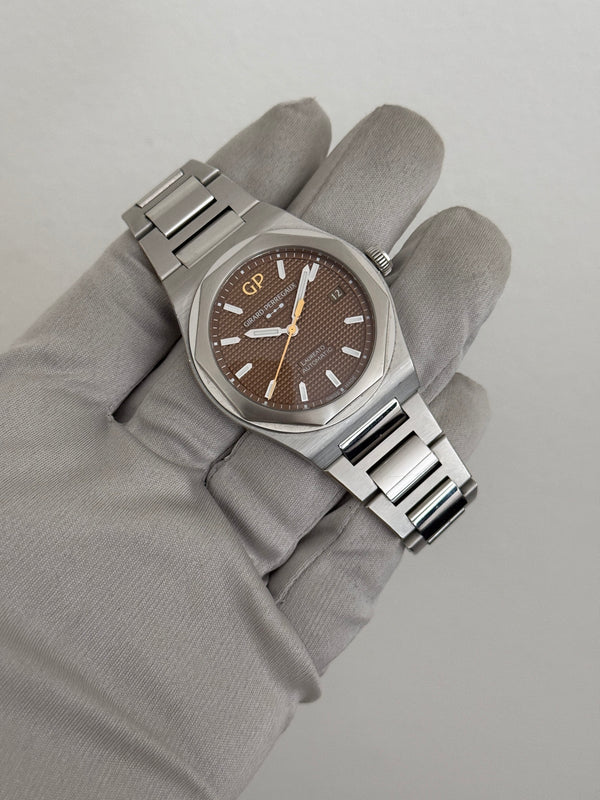 Girard-Perregaux Watch Laureato 38mm 81005-11-3154-1CM - Copper Dial - Steel - Watch Only
