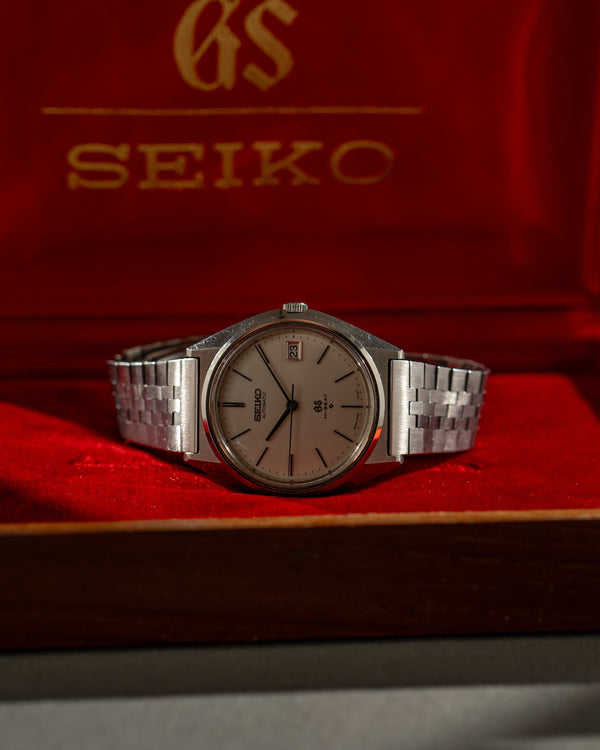 Grand Seiko 5645-7010 - Silver Dial - With Box (ca 1973)