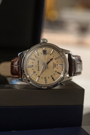 Grand Seiko SBGM221 GMT - Full Set (2021)