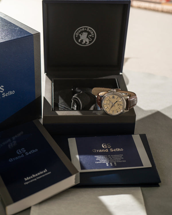 Grand Seiko SBGM221 GMT - Full Set (2021)