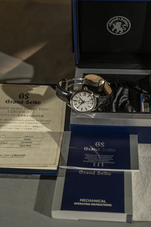 Grand Seiko SBGR305 - Full Set (2017)