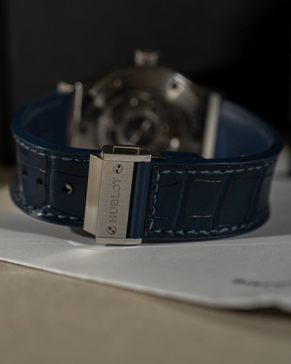 Hublot Classic Fusion 42mm Titanium Blue 542.NX.7170.LR – Full Set (2023)