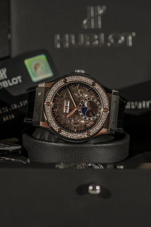 Hublot Classic Fusion Aerofusion Moonphase Titanium Pavé 517.NX.0170.LR.1104 - Full Set (2019)