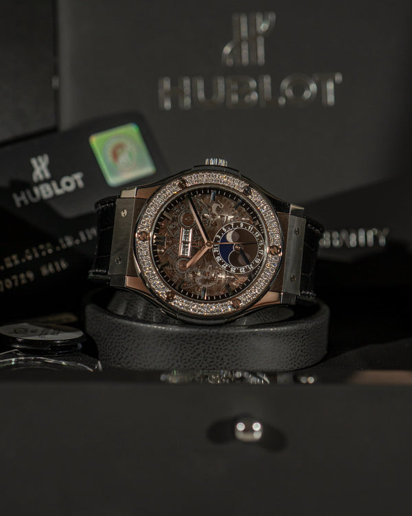 Hublot Classic Fusion Aerofusion Moonphase Titanium Pavé 517.NX.0170.LR.1104 - Full Set (2019)