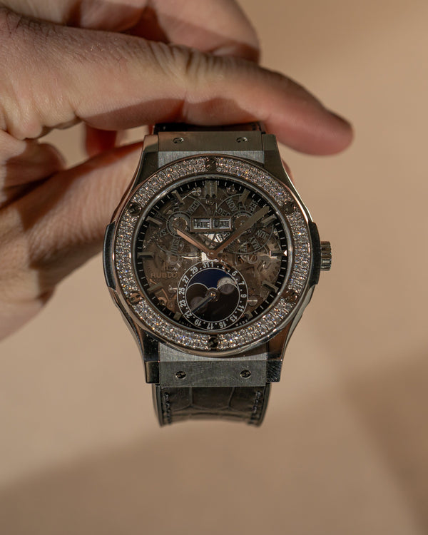 Hublot Classic Fusion Aerofusion Moonphase Titanium Pavé 517.NX.0170.LR.1104 - Full Set (2019)