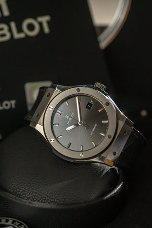 Hublot Watch Classic Fusion Racing Grey Titanium 42mm 542.NX.7071.LR - Grey Dial - Full Set - 2021