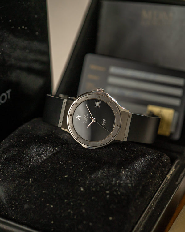 Hublot Watch Classic MDM 1581.1 - Black Dial Automatic - Box & Papers - 1996