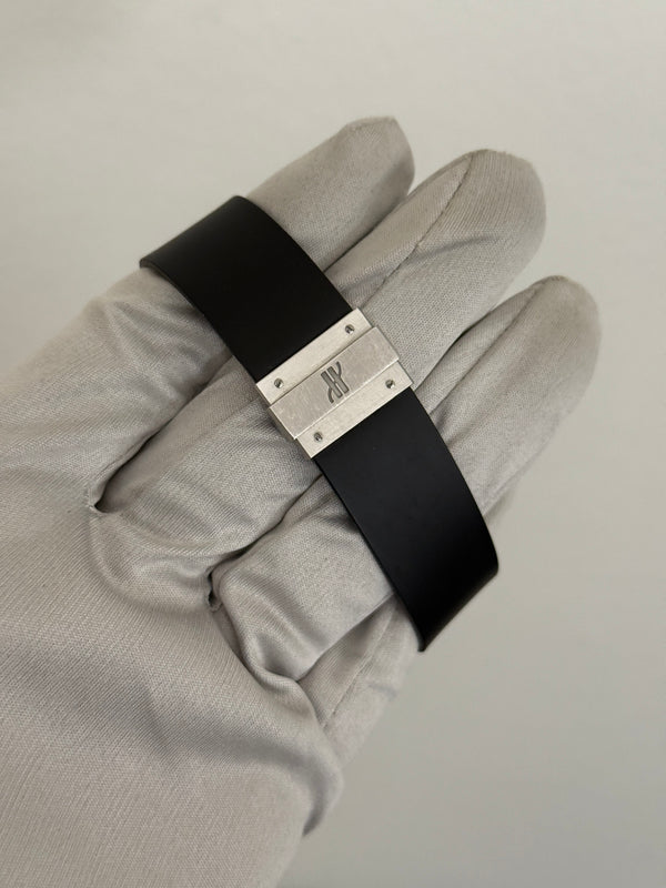 Hublot Watch Classic MDM 1581.1 - Black Dial Automatic - Box & Papers - 1996