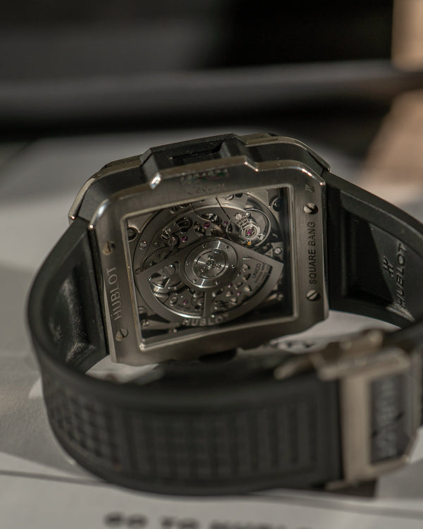 Hublot Square Bang Chronograph 821.NM.0170.RX – Full Set (2022)