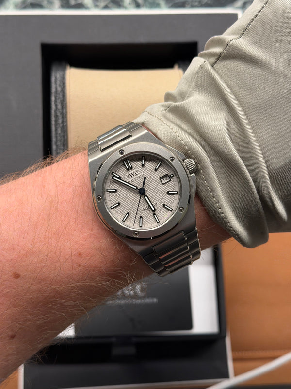 IWC Ingenieur Automatic 40 IW328904 - Titanium - Full Set (2024)