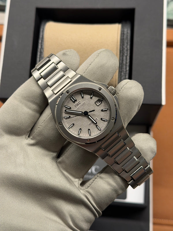 IWC Ingenieur Automatic 40 IW328904 - Titanium - Full Set (2024)