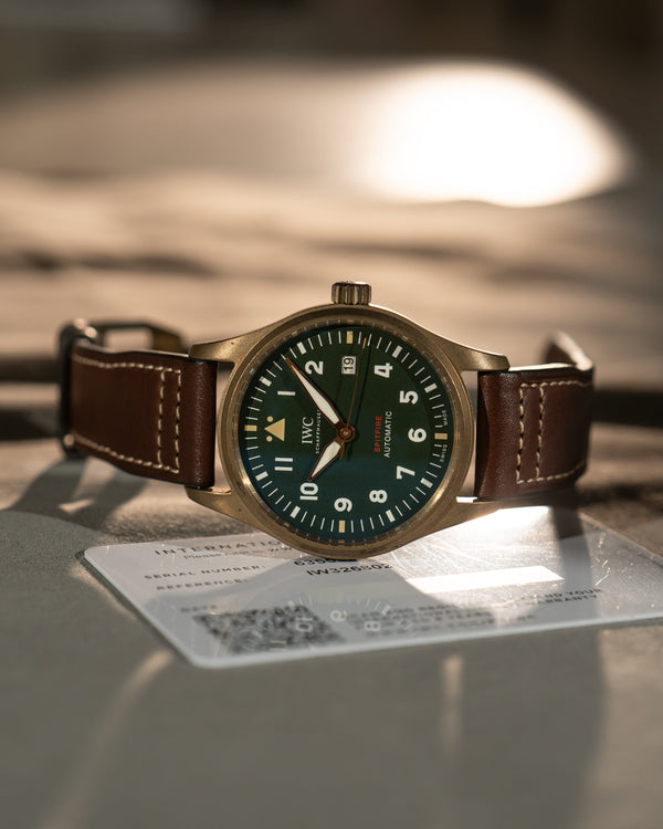 IWC Pilot’s Watch Spitfire Bronze IW326802 – Green Dial – With Card (2023)