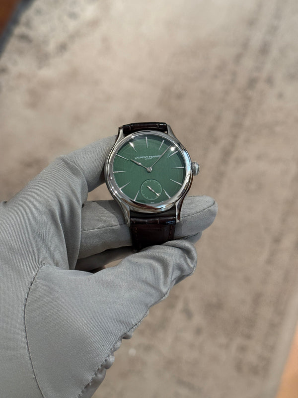 Laurent Ferrier Watch Classic Micro-Rotor 40 LCF004.AC.VG1 - Evergreen Dial - Full Set - 2023
