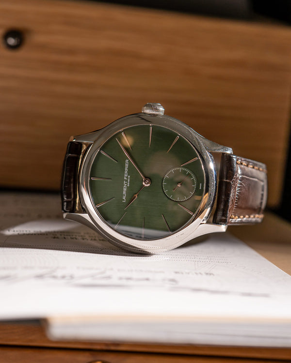 Laurent Ferrier Watch Classic Micro-Rotor 40 LCF004.AC.VG1 - Evergreen Dial - Full Set - 2023