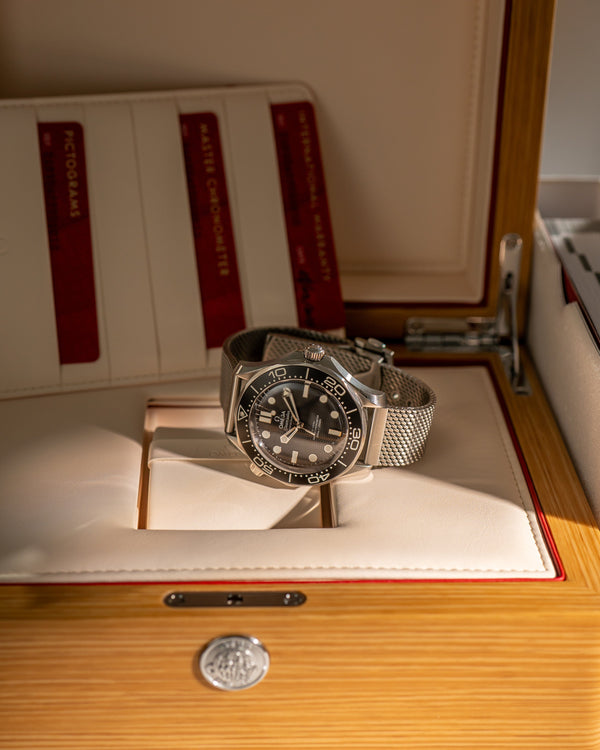 Omega Seamaster Diver 300M 210.30.42.20.01.010 - Full Set (2025)