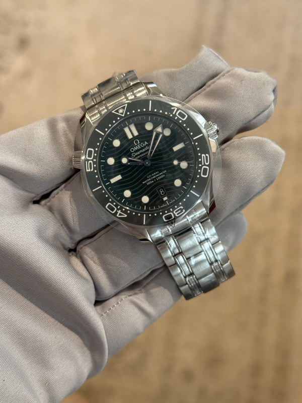 Omega Watch Seamaster Diver 300M 210.30.42.20.10.001 - Green Dial - Full Set - 2026