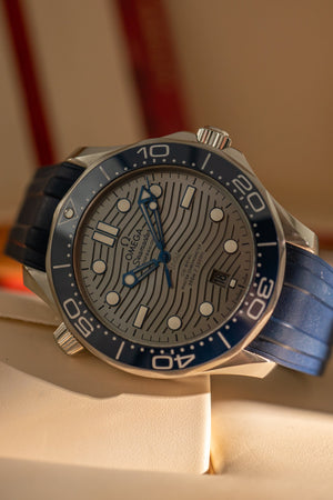 Omega Seamaster Diver 300M 210.32.42.20.06.001 - Grey Dial - Full Set (2021)