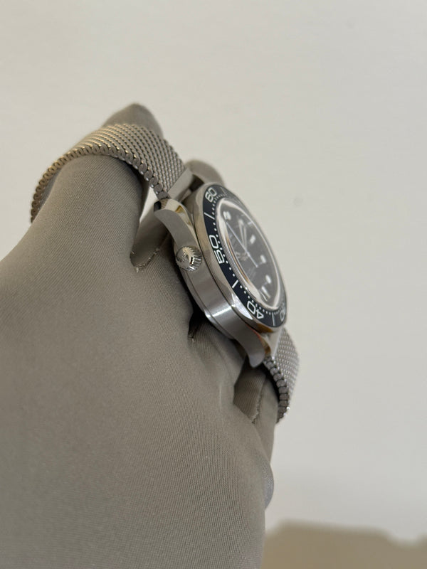 Omega Watch Seamaster Diver 300M James Bond 60th Anniversary 210.30.42.20.03.002 - Blue - Full Set (2025)