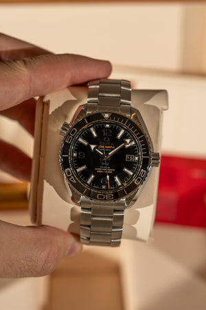 Omega Seamaster Planet Ocean 39.5 215.30.40.20.01.001 – Full Set (2024)