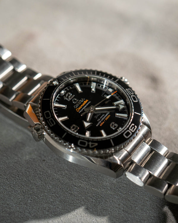 Omega Seamaster Planet Ocean 39.5mm 215.30.40.20.01.001 - Black Dial - Full Set (2020)