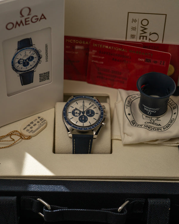 Omega Speedmaster Silver Snoopy Award 50th Anniversary 310.32.42.50.02.001 - Full Set (2024)