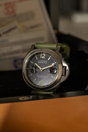 Panerai Panerai Luminor Marina Automatic Titanium PAM00091 - Full Set 2002