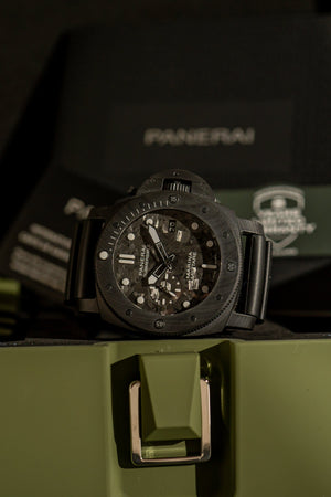 Panerai Panerai Submersible Carbotech PAM00979 - Full Set (2022)